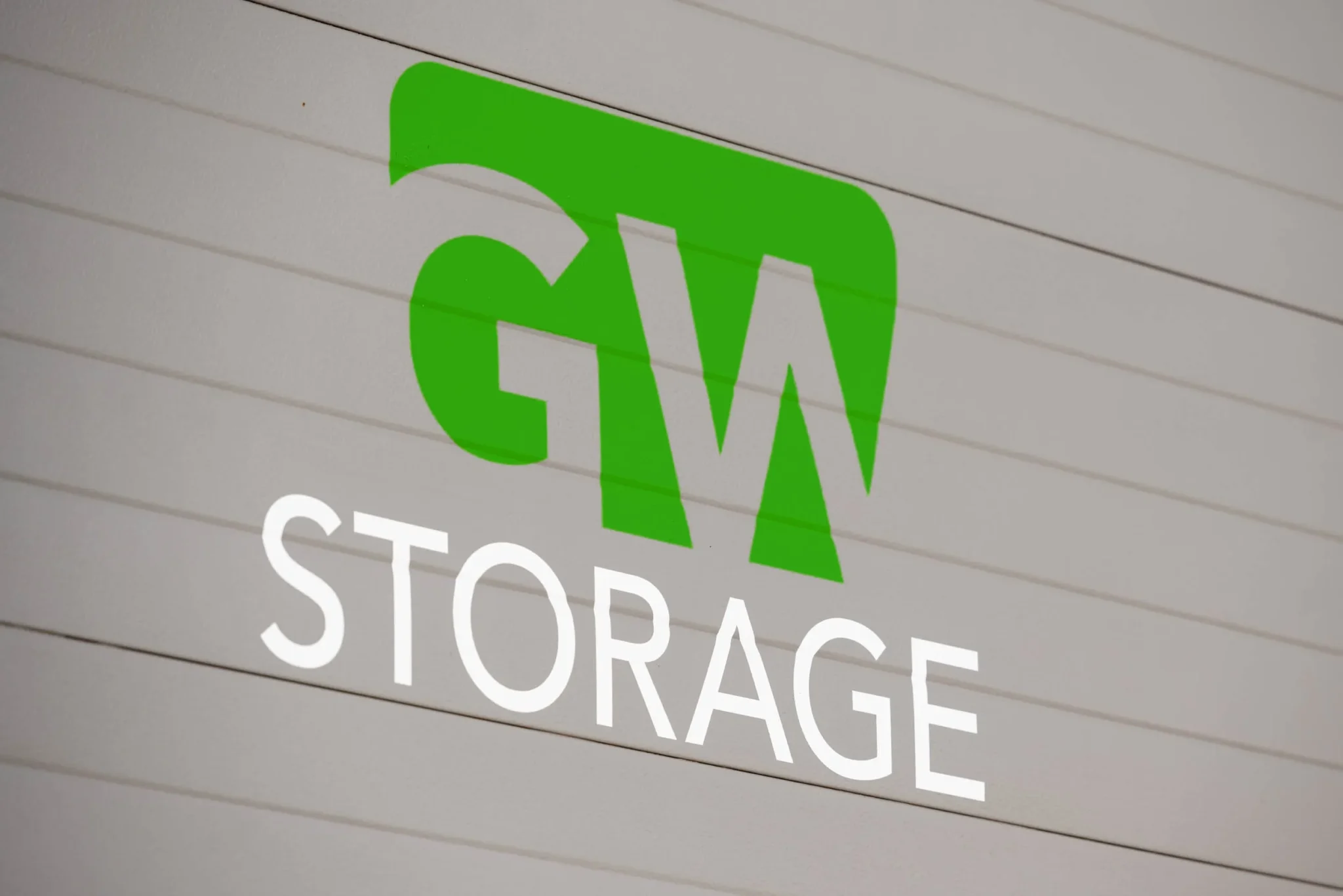 Opslag winterbanden in Helmond